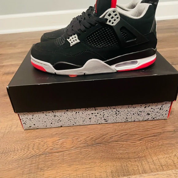 Jordan 4 bred OG - Picture 2 of 3